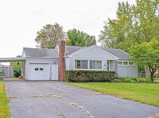 1811 Gillmore Dr, Fort Wayne, IN 46818