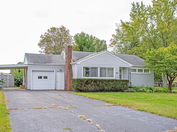 1811 Gillmore Dr, Fort Wayne, IN 46818