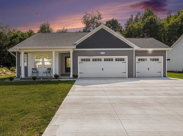 2433 Ashford Trl, Portage, MI 49024