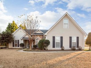 6050 Glenmoor Pl, Flowery Branch, GA 30542