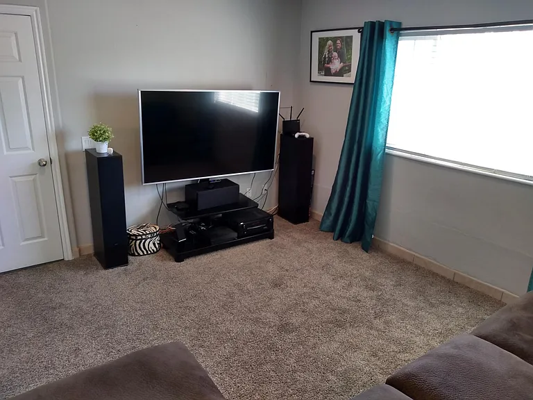 729 S 1420 W — Photo 31