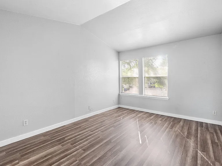 7505 Saint Amant Pl #A — Photo 17