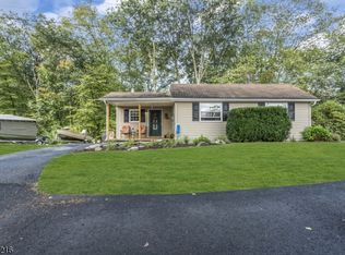 11 Henry Budd Cir, Newton, NJ 07860