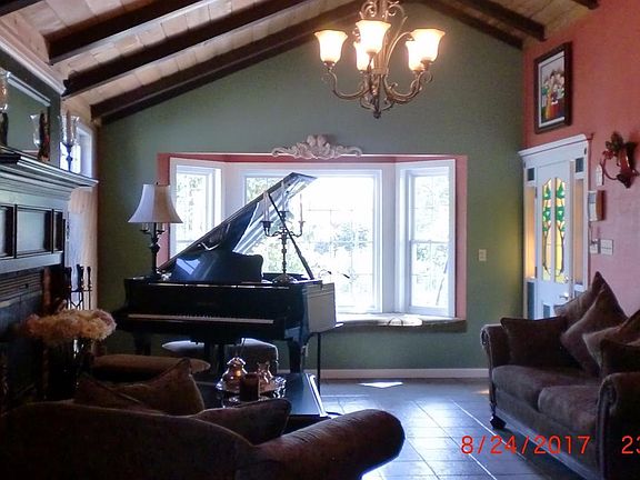 5th image of 7549 N Claybeck Ave