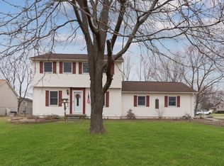 10360 Barbara St, Pinckney, MI 48169