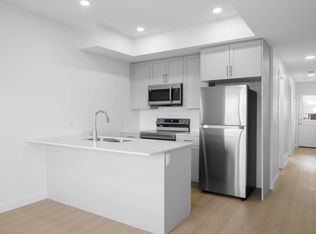 690 Orchards Blvd SW #1, Edmonton, AB T6X3C2