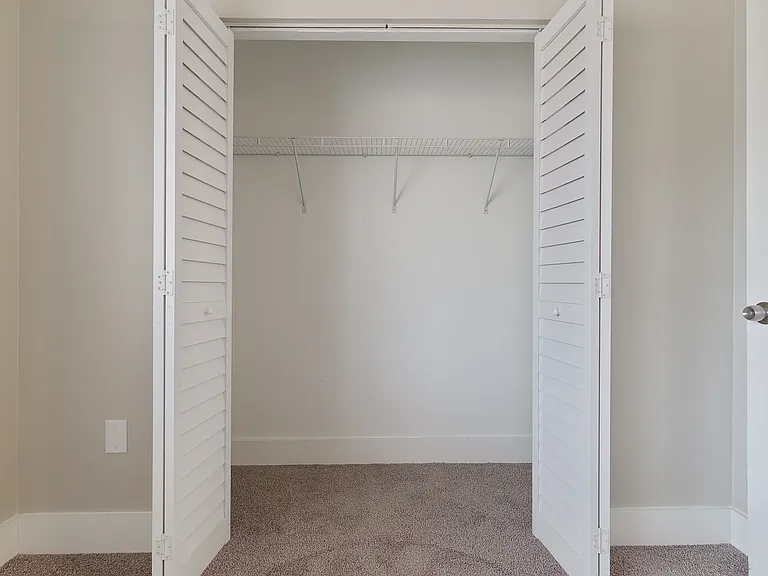 Emerald Cove West — Photo 10