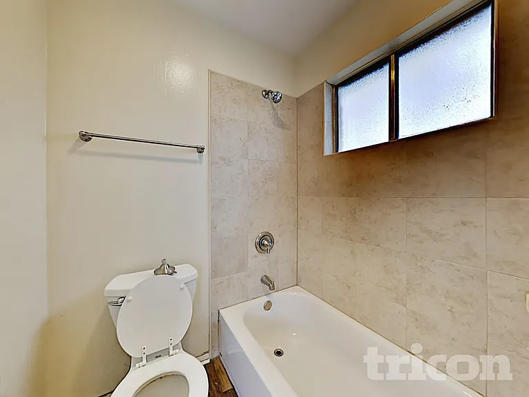 7331 Millbrae Ln — Photo 10