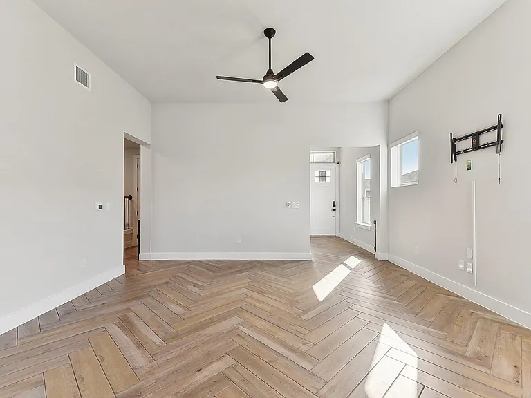 8506 Basil Hayden Ln — Photo 6