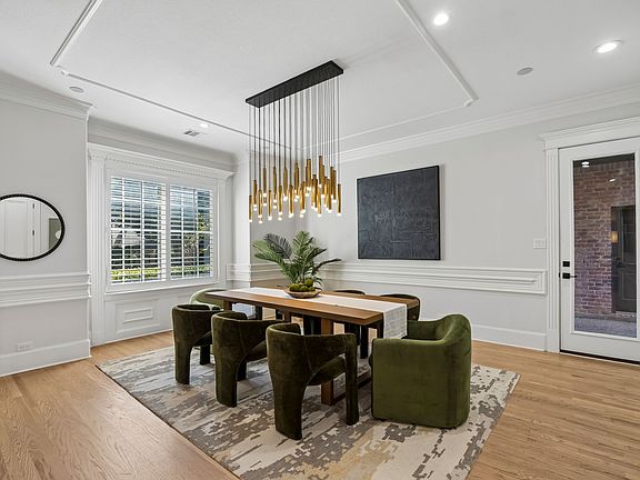 4th image of 1010 Ashlawn Dr