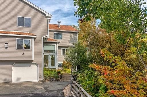 1st image of 7 Mayflower Ln #138B