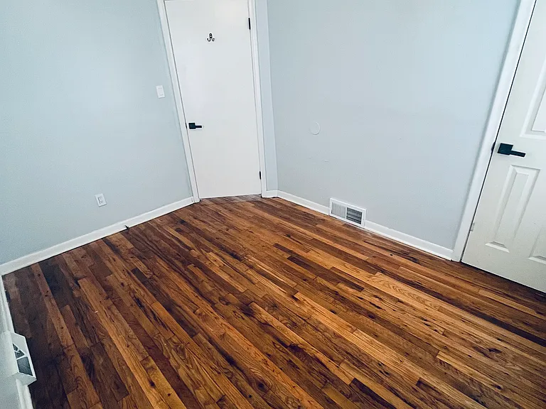 6758 Republic Ave — Photo 8