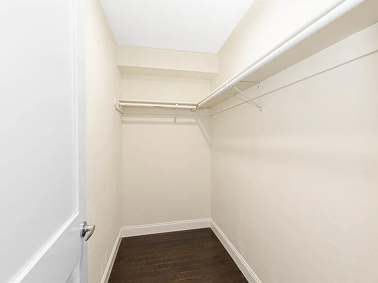 120 Jerome St #121 — Photo 28