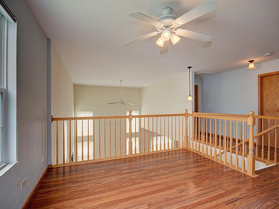 5th image of 6910 Creekside Dr