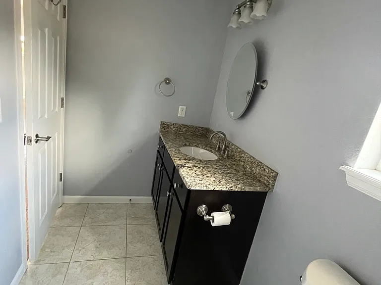 4535 Meade St — Photo 7