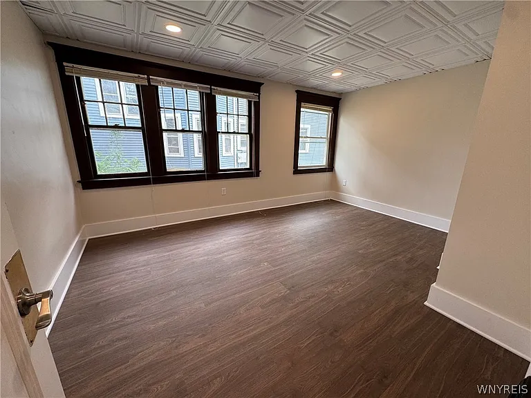95 W Humboldt Pkwy #A — Photo 15