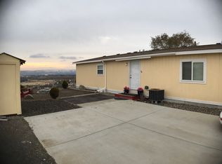1918 Arroyo Dr, Yakima, WA 98901