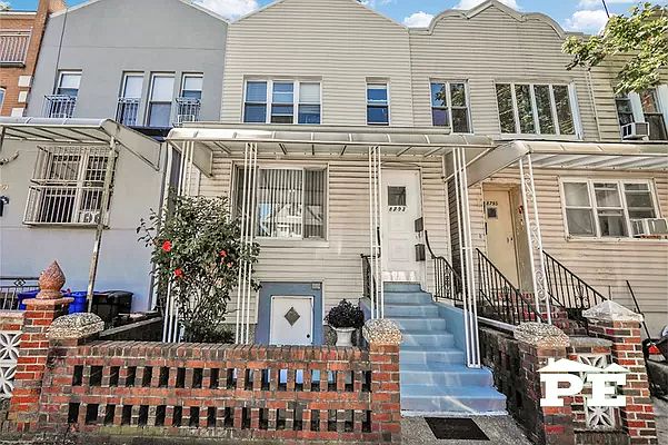 1st image of 8793 17th Ave