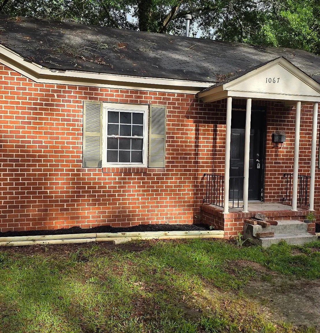 For Lease: 2-Bedroom, 1-Bath Duplex - 1073 Boulevard, Macon, GA 31201 — Photo 2