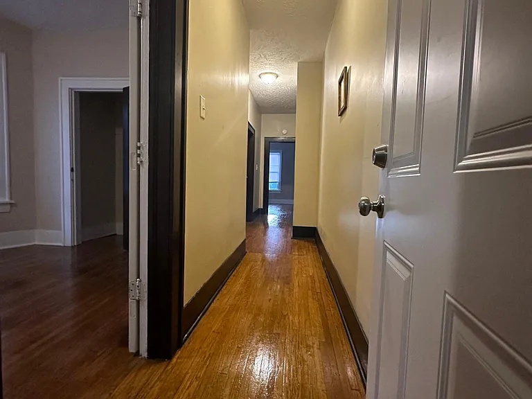 41 Gilbert Ave #E — Photo 24