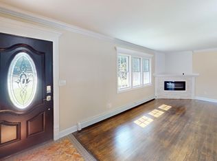 11 Maria Ct #A, Ronkonkoma, NY 11779