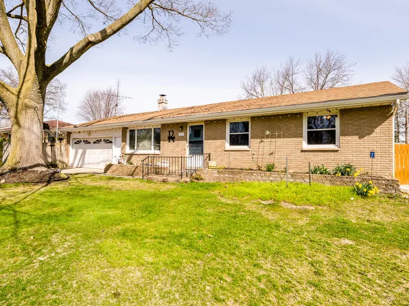 1433 Glenwood Dr, Saint Joseph, MI 49085
