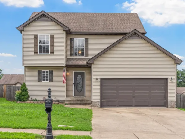 1208 Meachem Dr, Clarksville, TN 37042