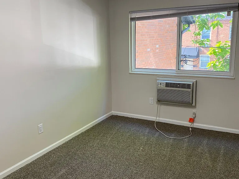 1740 N Star Ave #15 — Photo 8