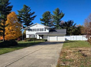 2526 S Belmont Dr, Beloit, WI 53511
