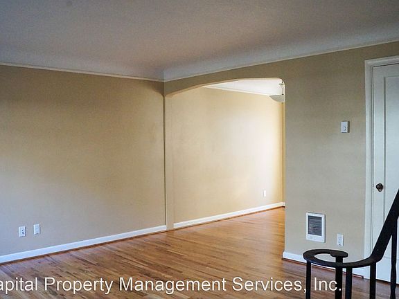 3rd image of 2419 NW Johnson St #9183175
