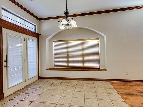 4th image of 1825 Cedar Creek Ct