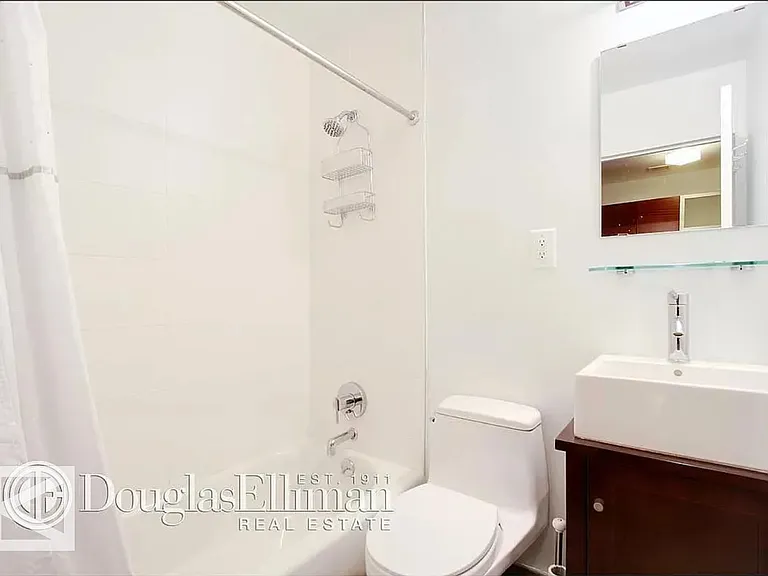 184 Thompson St #3B — Photo 6