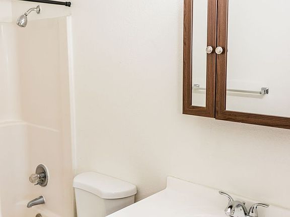 3rd image of 416 Independent Ave APT 20