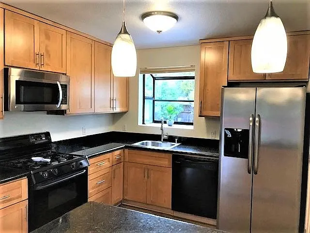 38049 Canyon Heights Dr — Photo 4