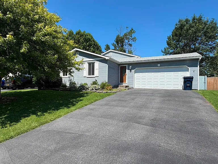 88 Woodsong Ln — Photo 1