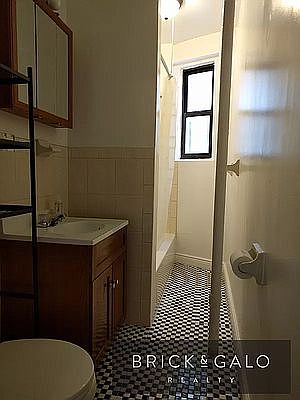 5th image of 1012 Ocean Ave APT 4F