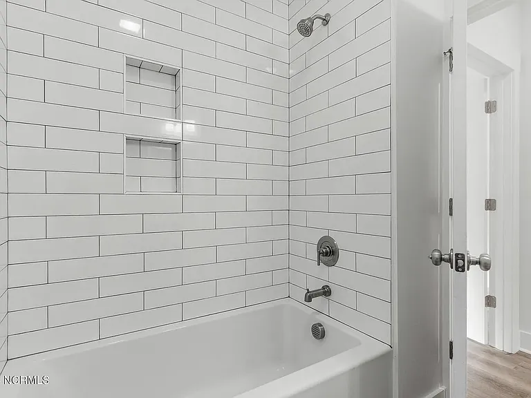 4213 Spirea Dr #C — Photo 22