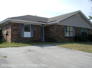 5 Peach Ct, Savannah, GA 31419