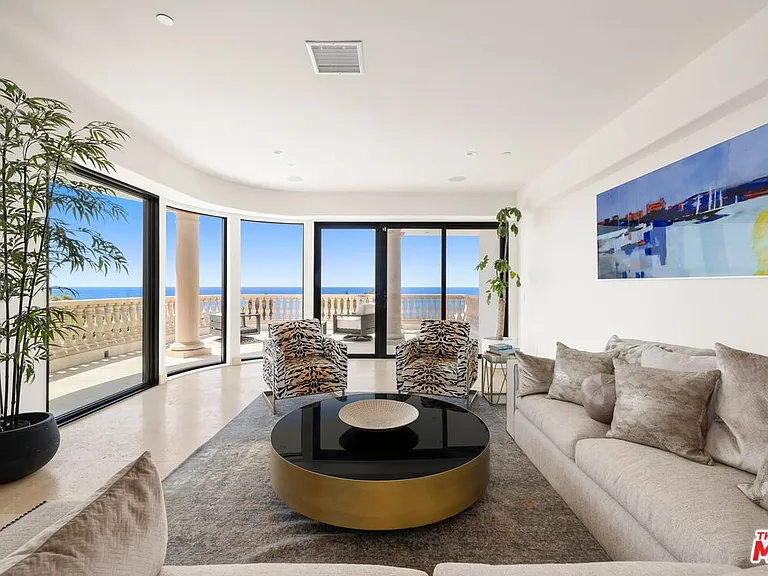 22435 Pacific Coast Hwy — Photo 20