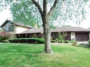 1775 Evergreen Ln, Park Ridge, IL 60068