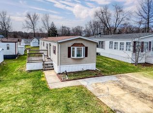 4 Byron Rd, North Brunswick, NJ 08902