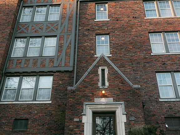 3rd image of 3222 Country Club Rd #1