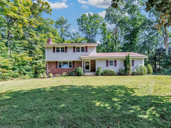 60 Treeland Road, Shelton, CT 06484