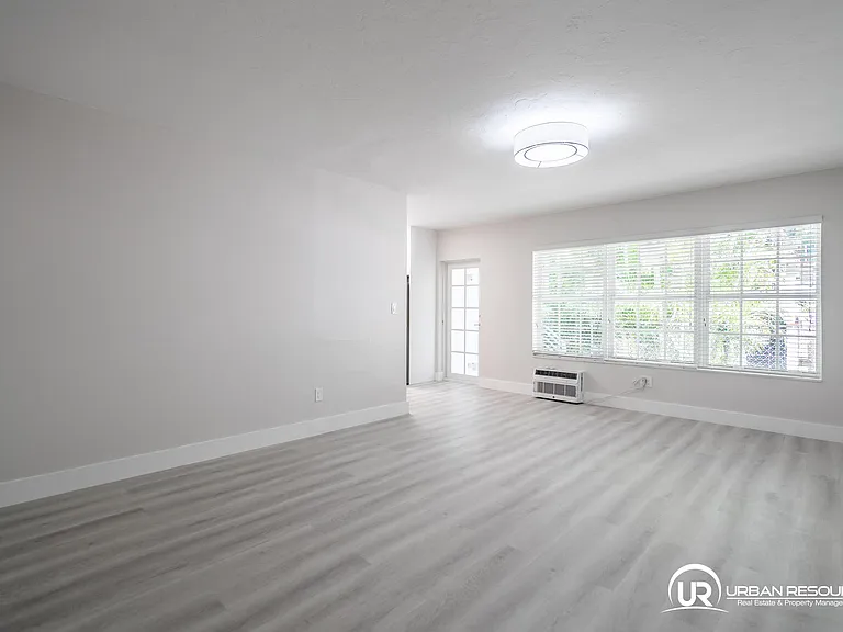 2418 Flamingo Dr #7 — Photo 18
