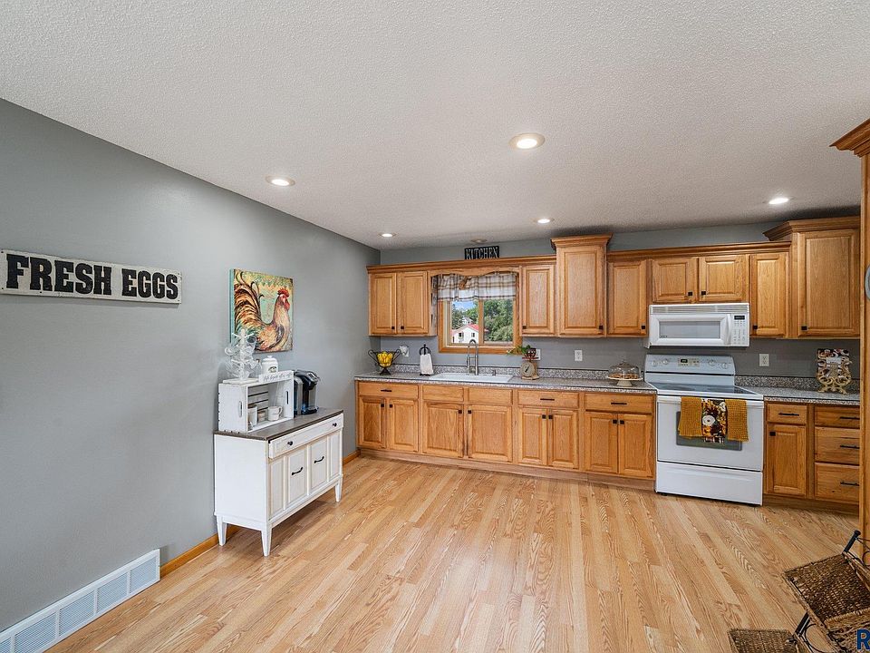 503 Anderson St, Alcester, SD 57001 MLS 22303179 Zillow