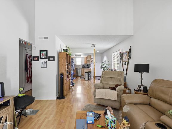 5th image of 8790 Dixon Ln