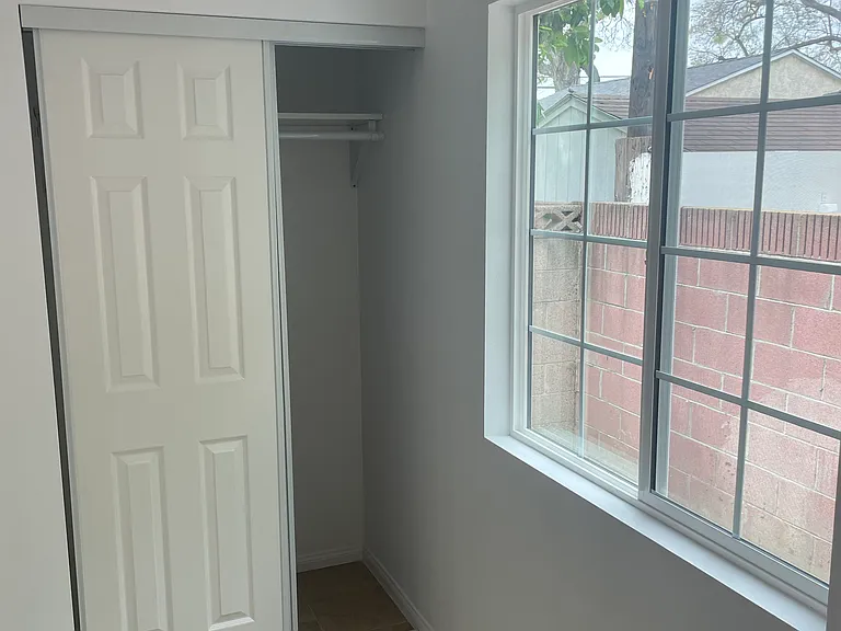 2815 S Baltic Ave — Photo 20
