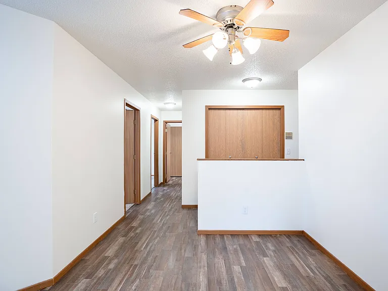 Fargo, ND Westwood Estates | 21B | Dining