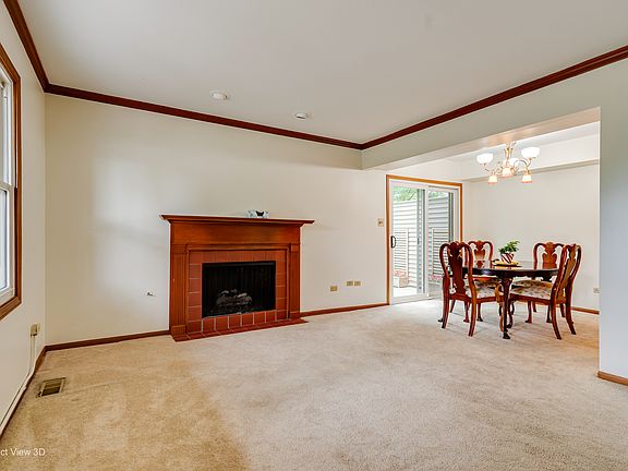 4th image of 15657 Erin Ln