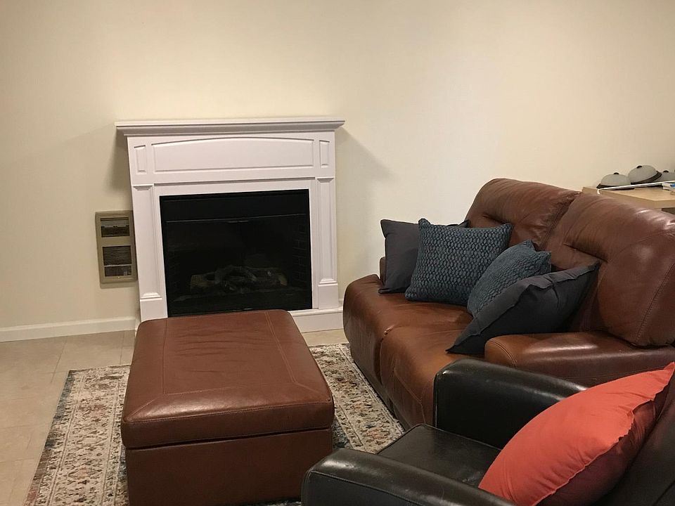 1st image of 1003 NW 133rd St APT B